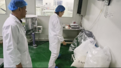 <b><b>土左旗市场监视办理局开展春节前食物出产平安</b></b>